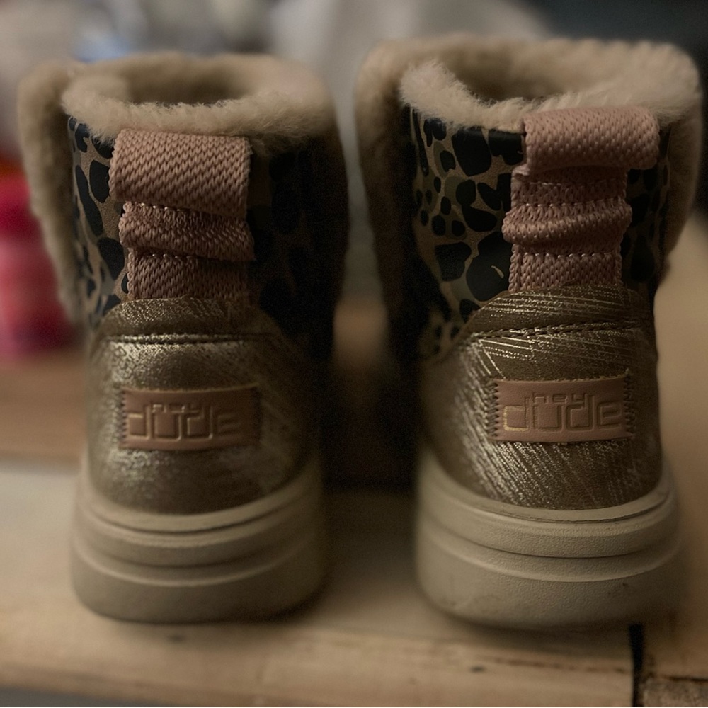 Hey dude little girls fur boots